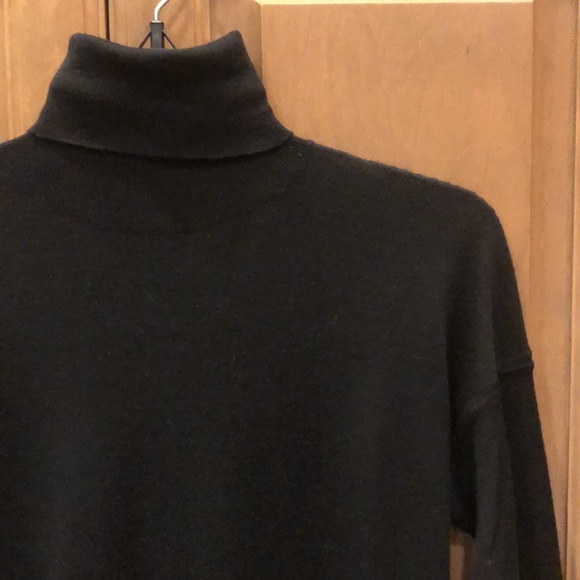 New J Brand 100% merino wool turtleneck back silky semi sheer panel sweater - Picture 2 of 10